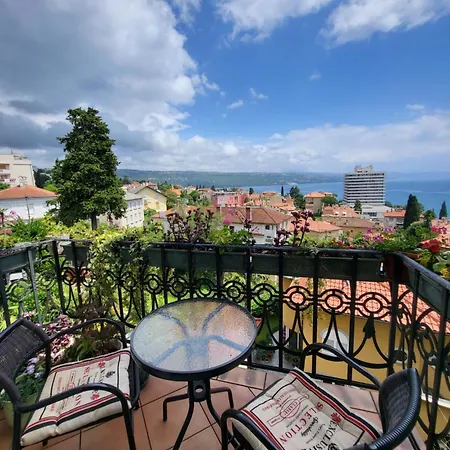 House Of Lords * Opatija